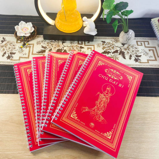 Sổ tay chép Chú Đại Bi chữ mờ
