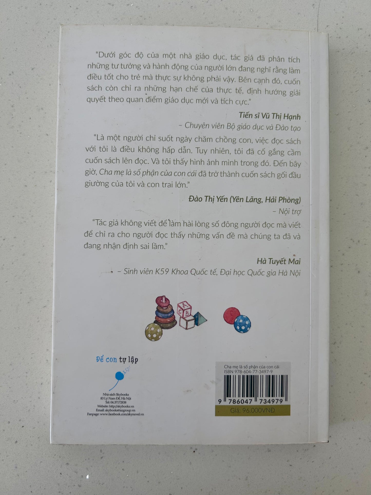 Cha Mẹ Là Số Phận Của Con Cái (pre-loved)