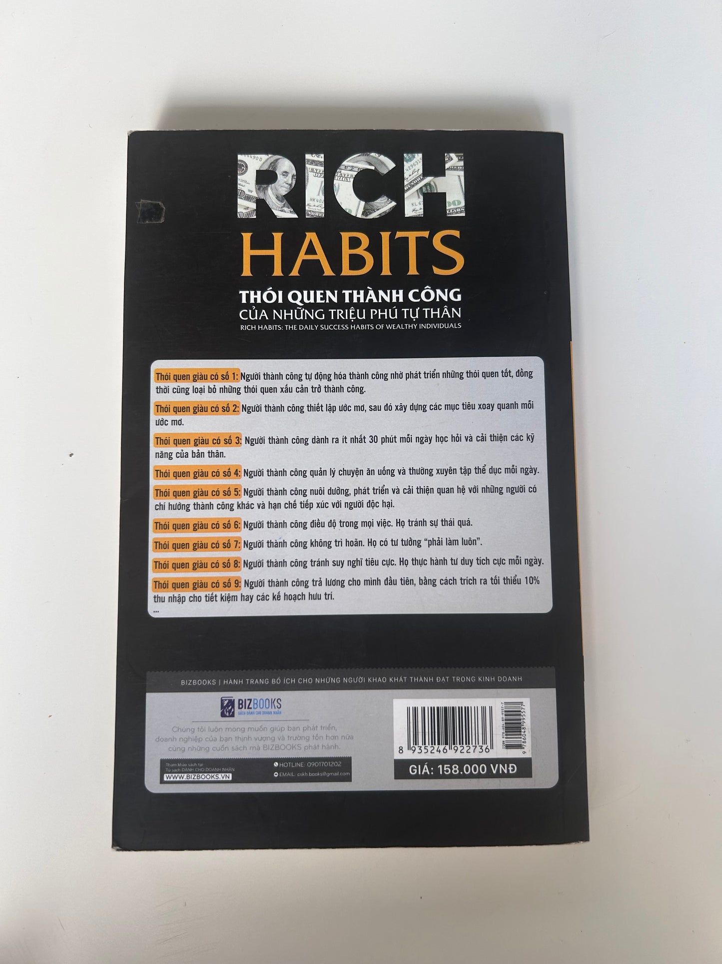 Rich Habits - Thói Quen Thành Công Của Những Triệu Phú Tự Thân (pre-loved)