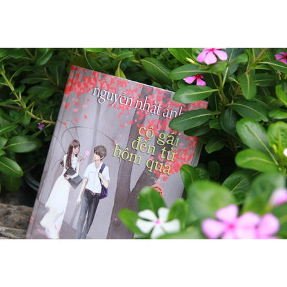 [Pre-order] Cô Gái Đến Từ Hôm Qua (Bản Đặc Biệt)