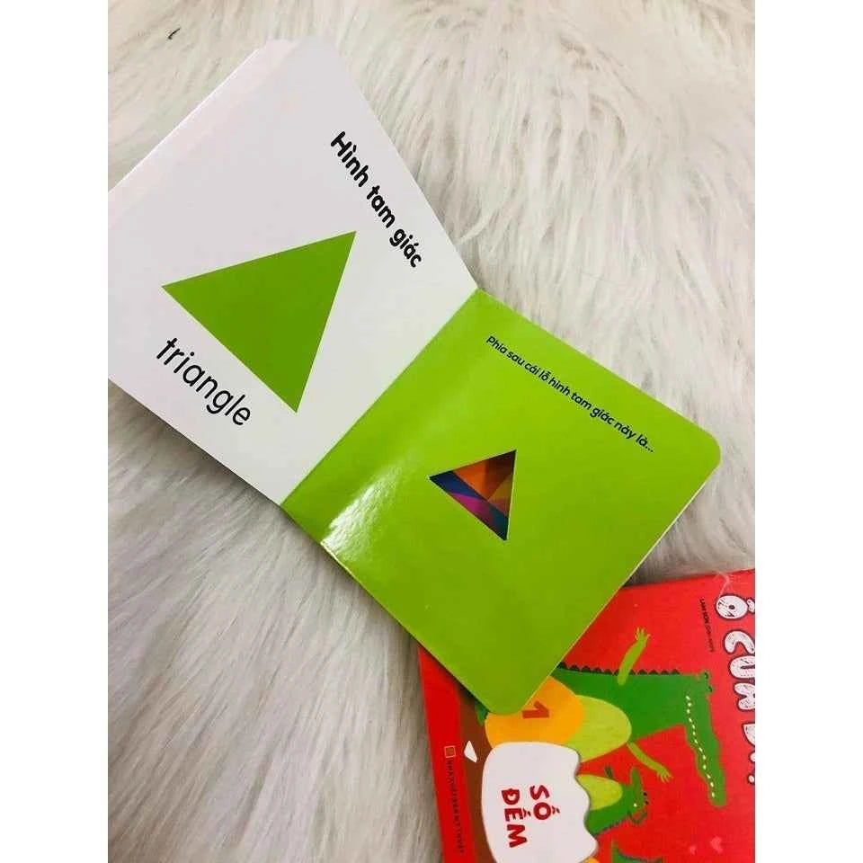 [Pre-order] Ô Cửa Diệu Kì - Ehon Song Ngữ Đục Lỗ Tương Tác (Bé 0 - 3 Tuổi)
