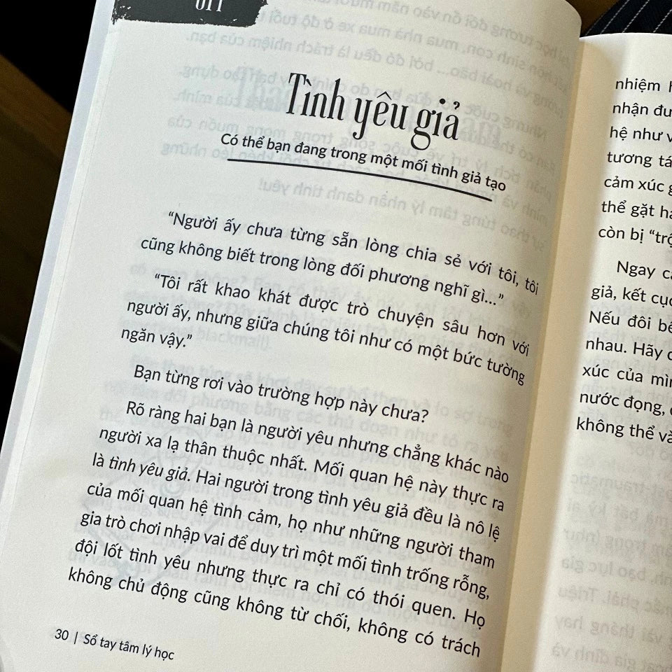 Sổ Tay Tâm Lý Học: 100 Khám Phá Cơ Bản Về Tâm Trí Con Người