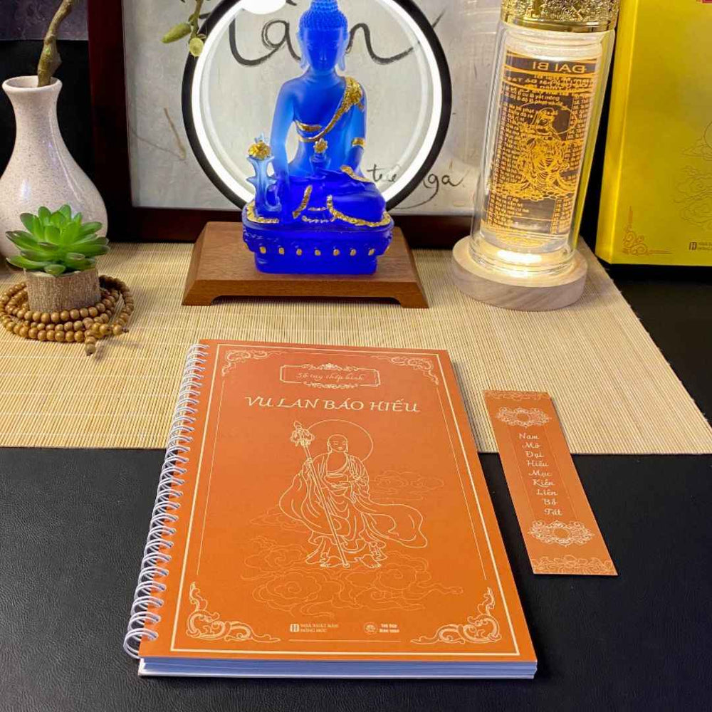 Sổ tay chép kinh Vu Lan Báo Hiếu chữ mờ